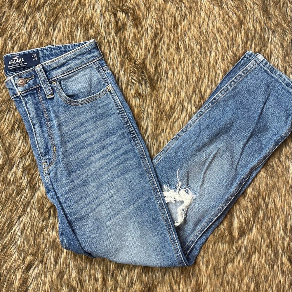 Hollister high rise mom jeans